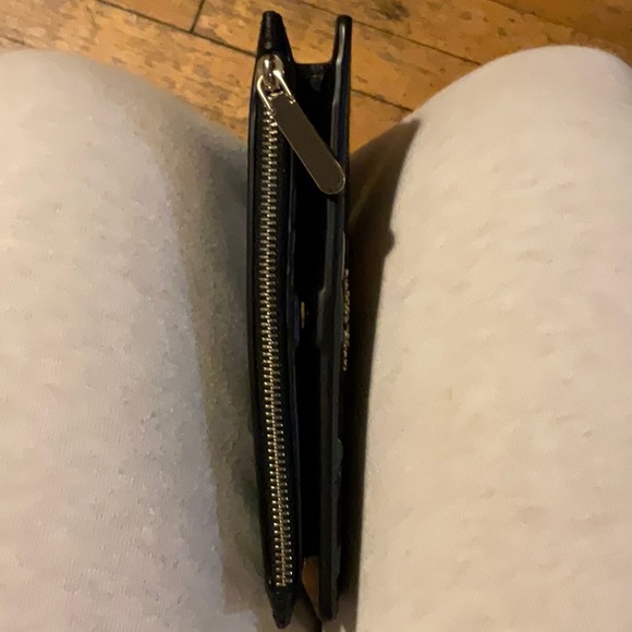 Kate Spade Floral Wallet (new condition) - Picture 6 of 7